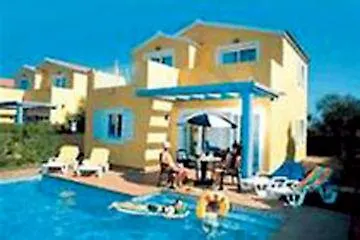 Cala Blanca Villas 스페인